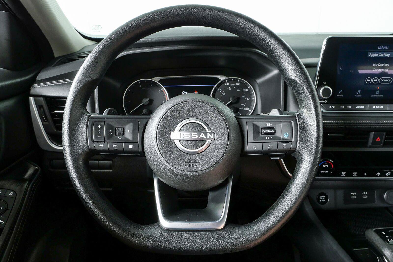 Used 2024 Nissan Rogue SV AWD/4WD image 9