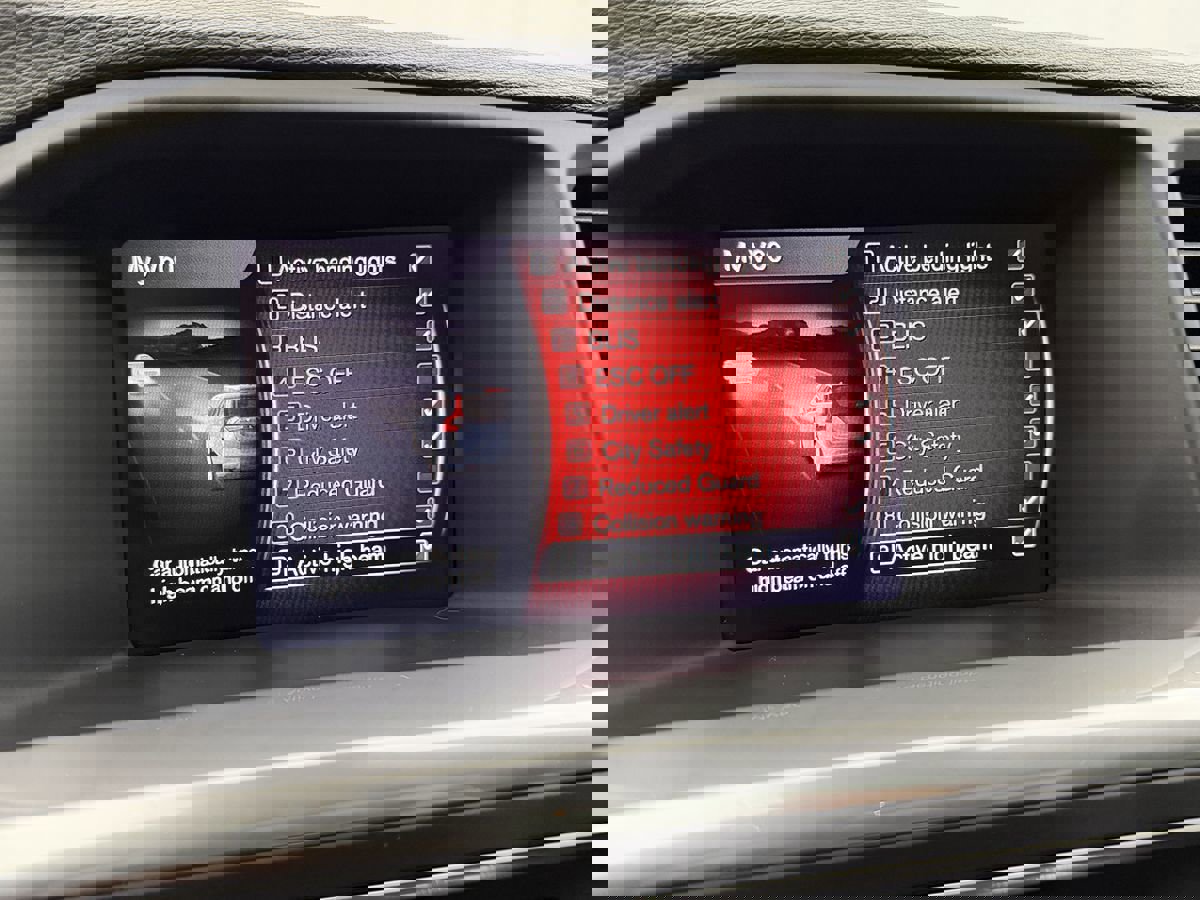 Used 2018 Volvo V60 T6 Polestar image 32