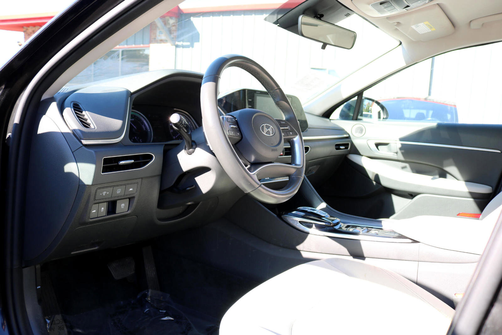 Used 2021 Hyundai Sonata SEL image 18