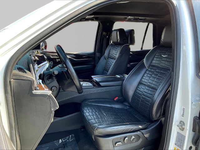 Used 2021 Cadillac Escalade Sport Platinum AWD/4WD image 23