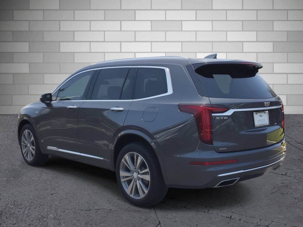 Certified 2022 Cadillac XT6 Premium Luxury AWD/4WD image 3