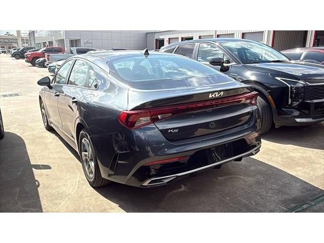 Used 2022 Kia K5 LXS FWD image 5