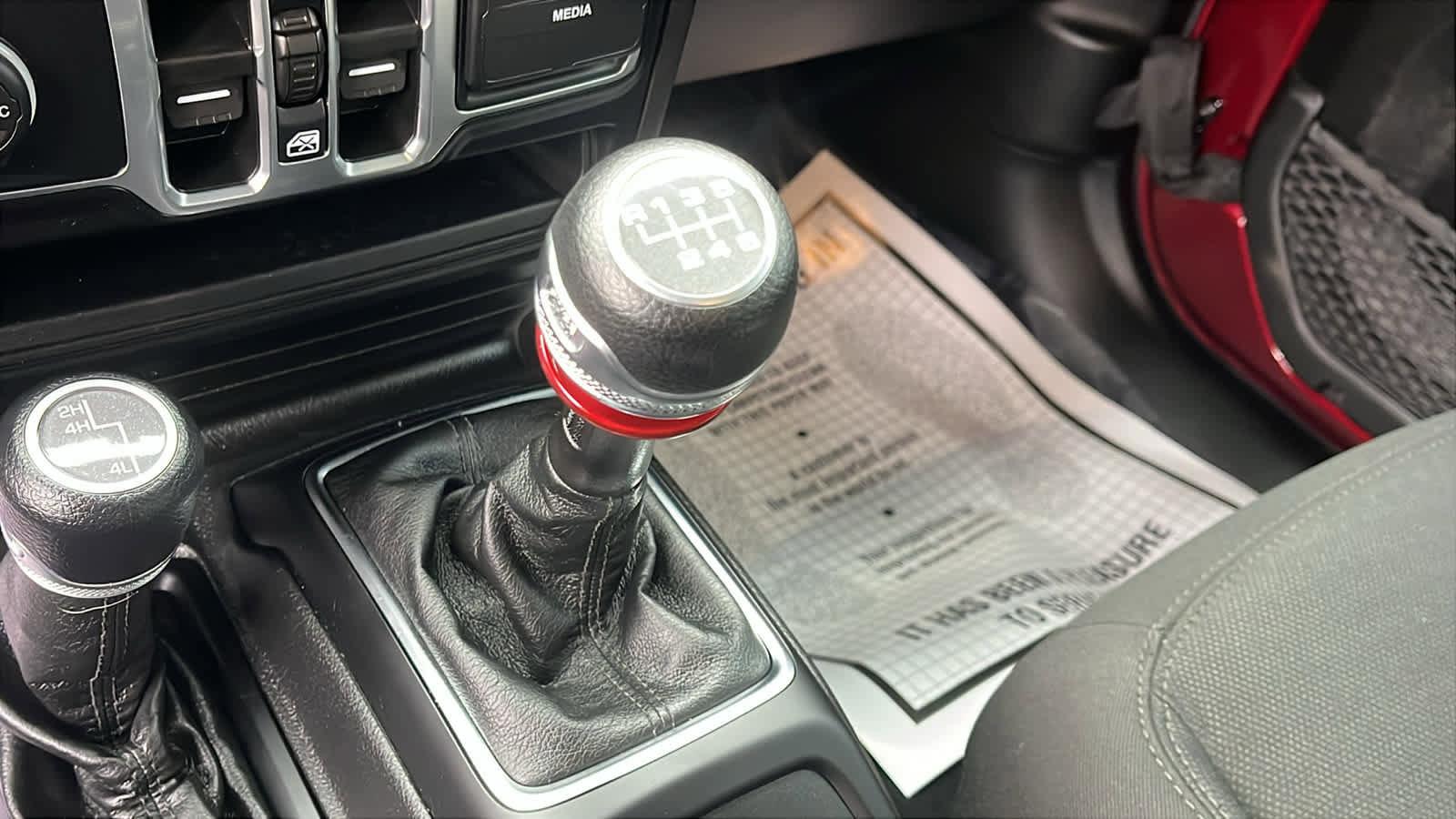 Used 2022 Jeep Wrangler Unlimited Willys image 17