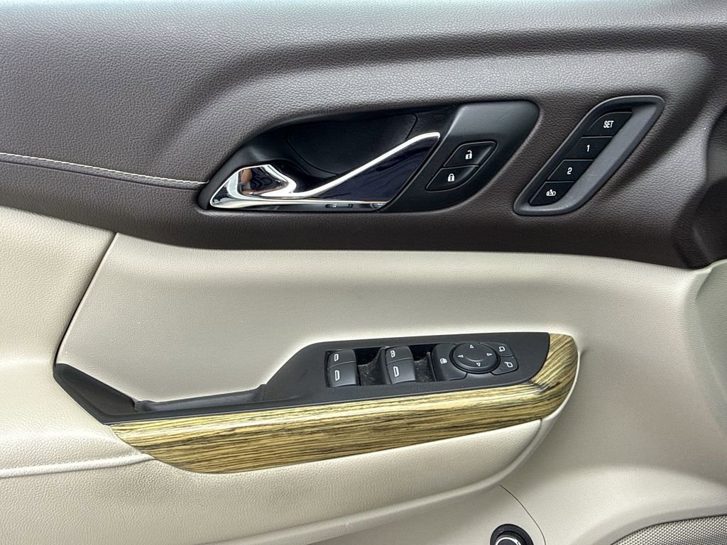 Used 2019 GMC Acadia Denali image 29