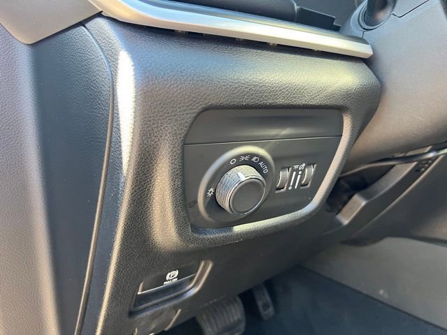 Used 2024 Jeep Grand Cherokee Altitude image 17