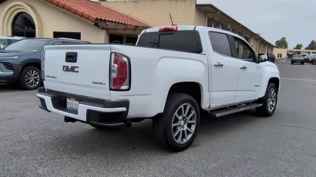 Used 2018 GMC Canyon Denali RWD image 9