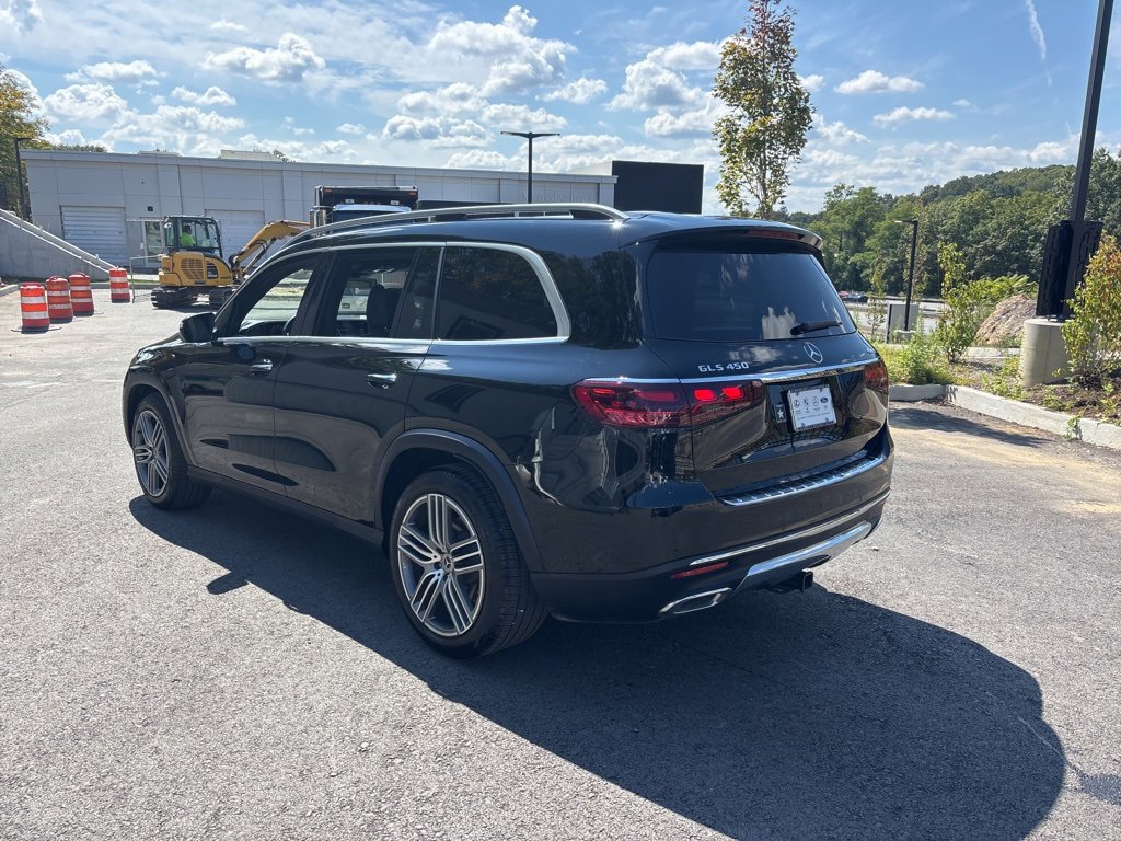 Used 2025 Mercedes-Benz GLS 450 4MATIC image 7