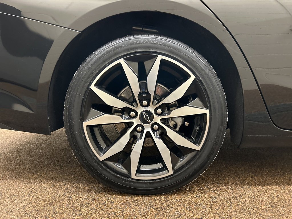 Used 2022 Chevrolet Malibu RS image 27