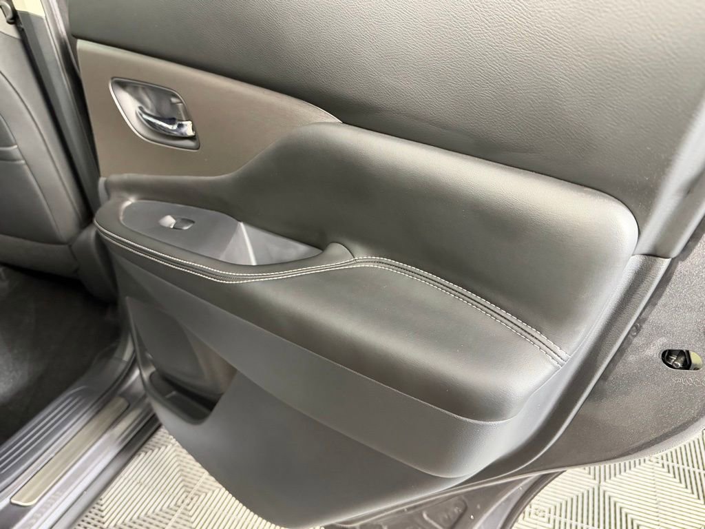 Used 2024 Nissan Murano SL FWD image 30