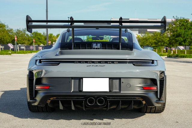 Used 2025 Porsche 911 GT3 RS image 7