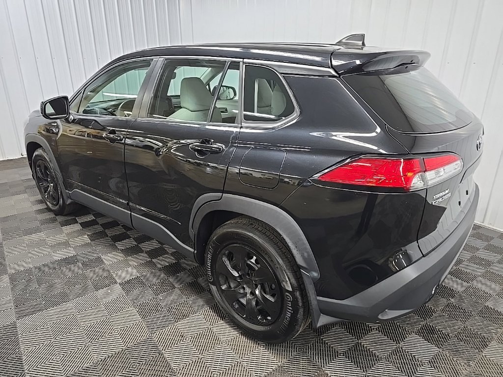 Used 2022 Toyota Corolla Cross L AWD/4WD image 9