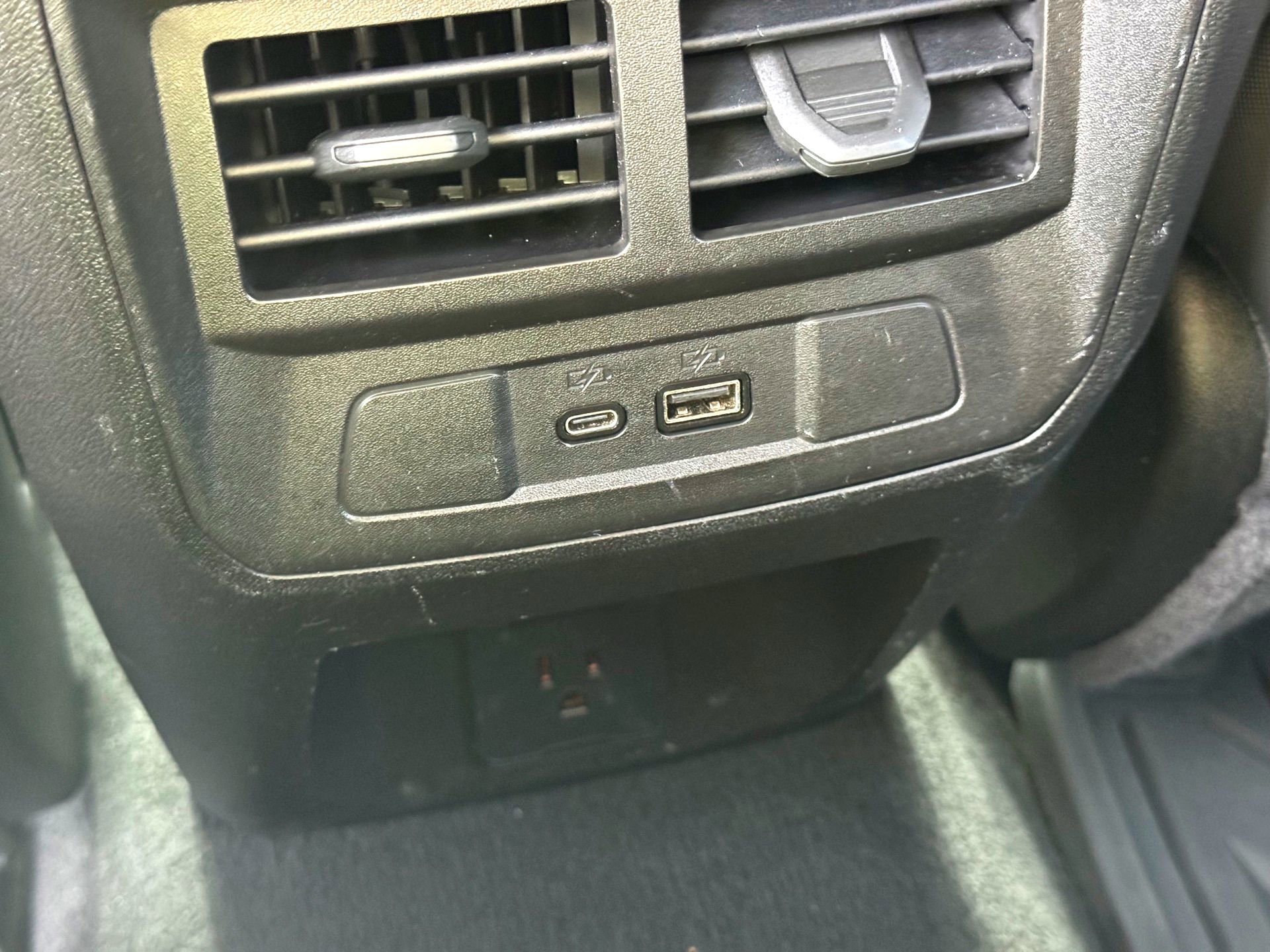 Used 2024 Chevrolet Colorado Z71 w/ Z71 Convenience Package 2 image 18