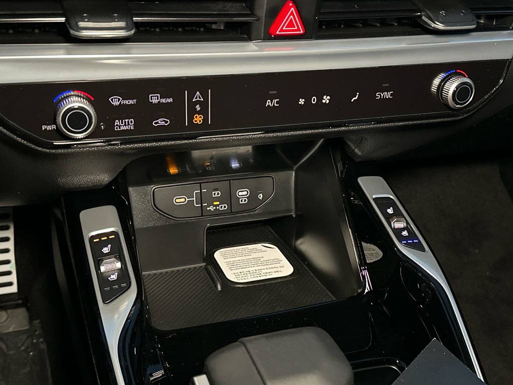 New 2026 Kia Sorento SX image 31