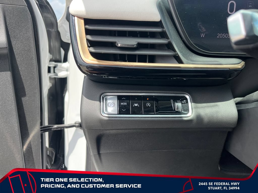 Used 2025 Buick Envision Avenir AWD/4WD image 24