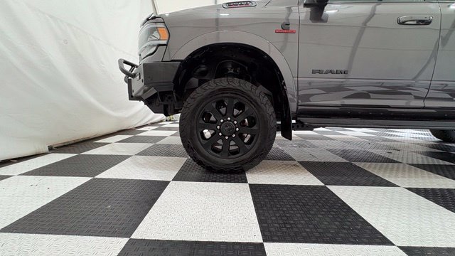 Used 2022 RAM 3500 Laramie w/ Night Edition AWD/4WD image 9