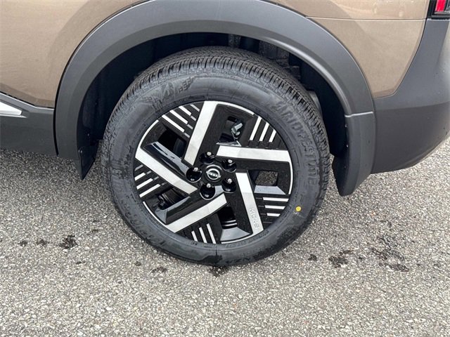 New 2026 Nissan Kicks SV w/ SV Premium Package image 8