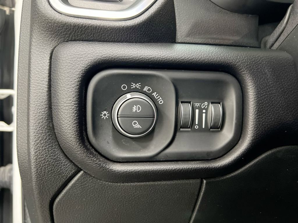 Used 2021 RAM 3500 Laramie image 14