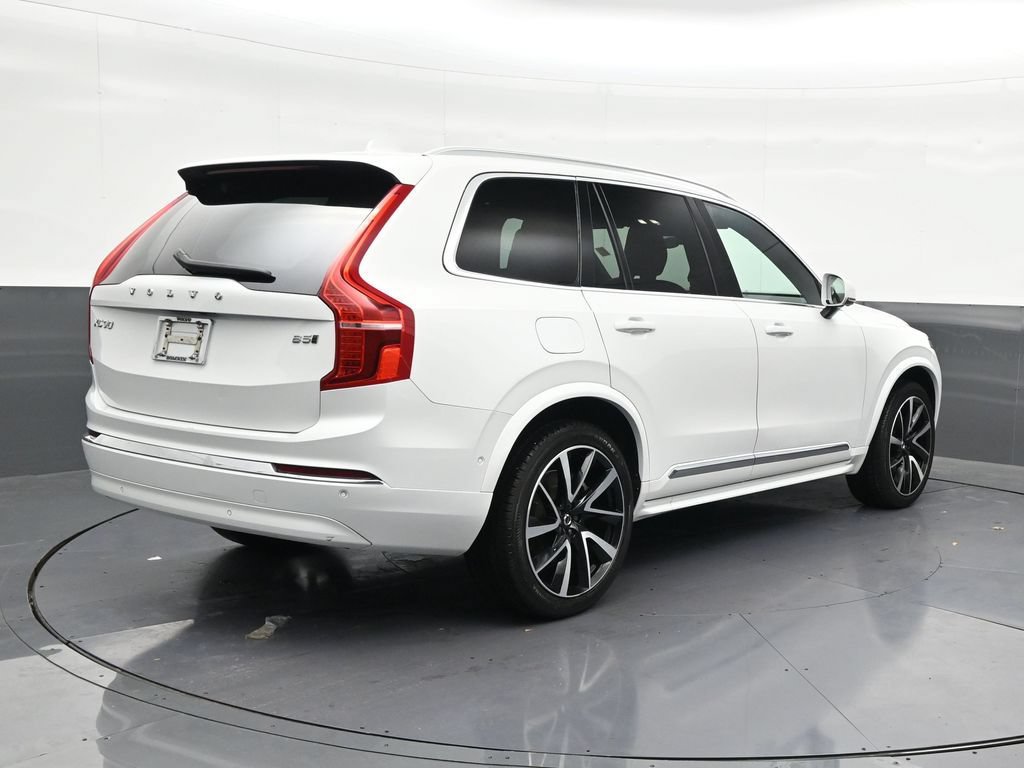Certified 2023 Volvo XC90 B5 Plus AWD/4WD image 6