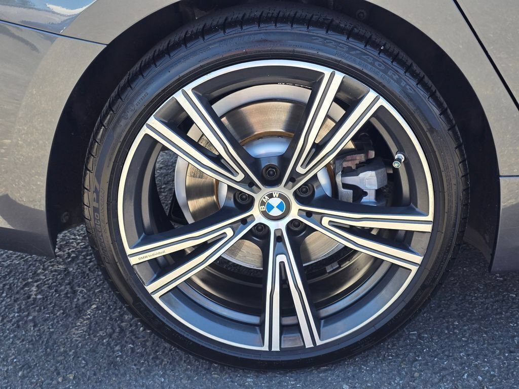 Used 2021 BMW 330e w/ Convenience Package RWD image 13