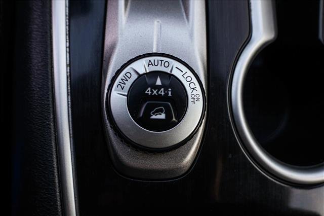 Used 2018 Nissan Pathfinder S image 20