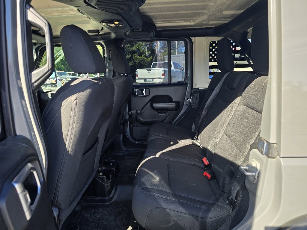 Used 2020 Jeep Wrangler Unlimited Sport image 12