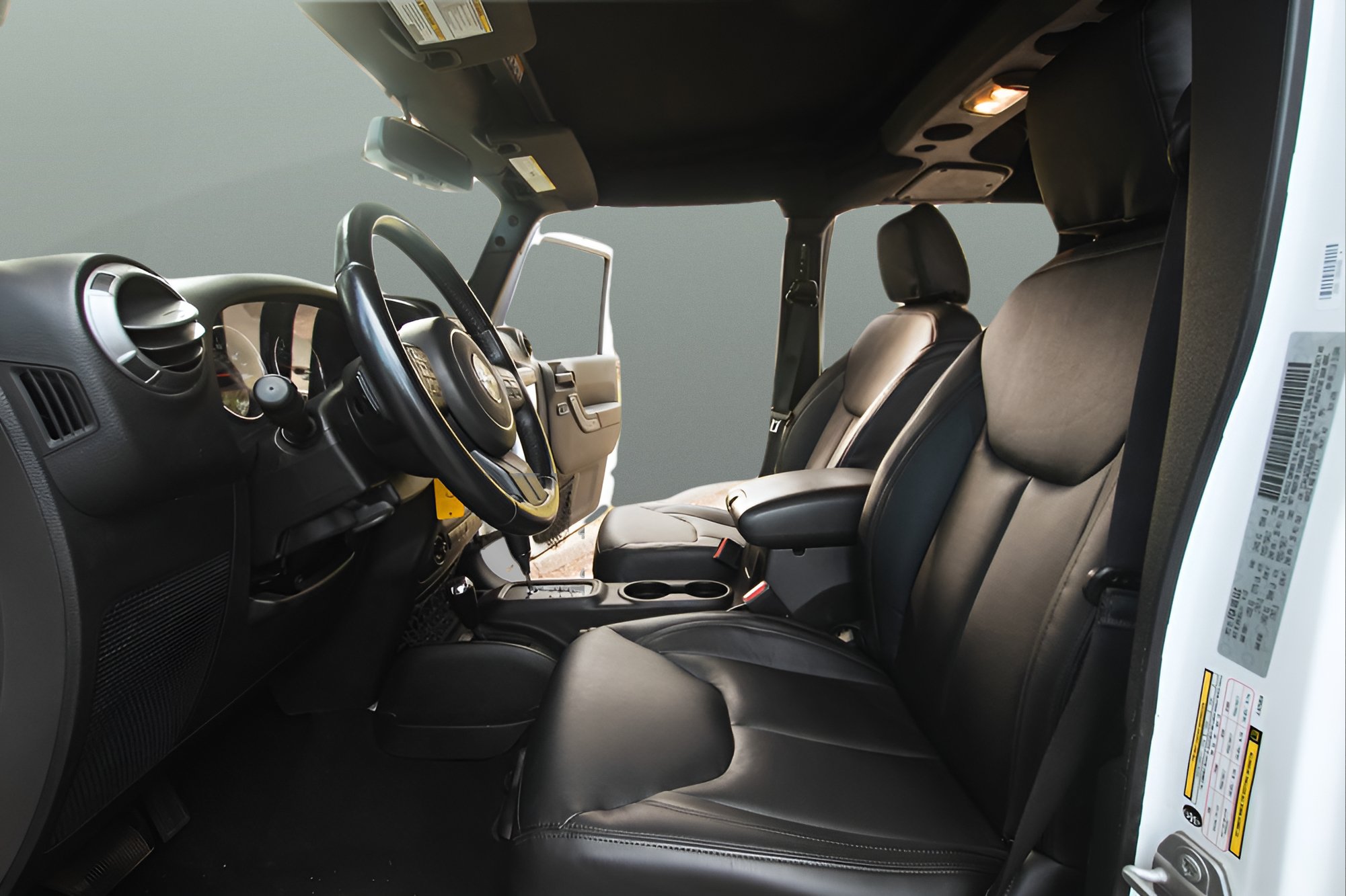 Used 2018 Jeep Wrangler Unlimited Sport S AWD/4WD image 12