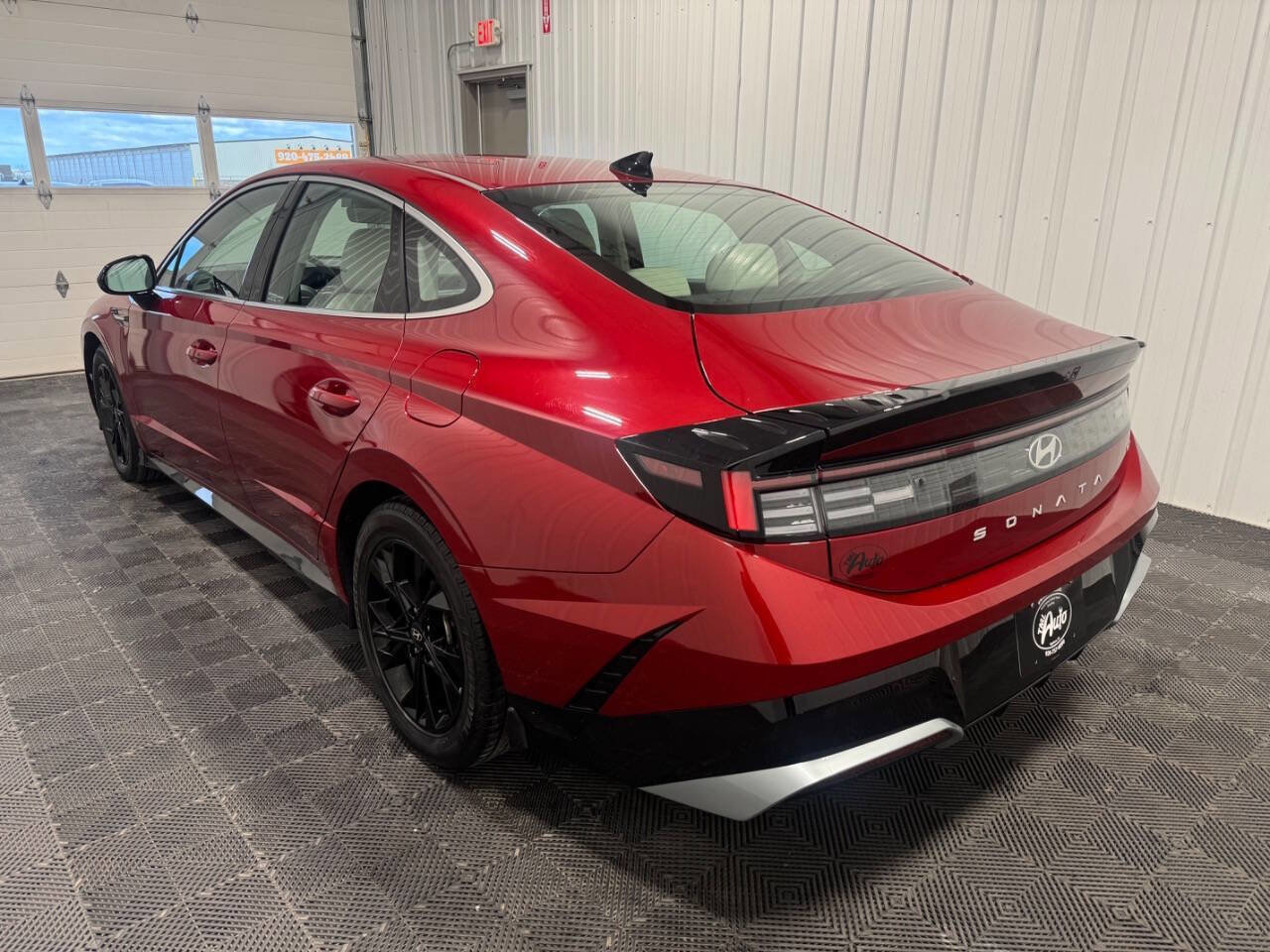 Used 2025 Hyundai Sonata SEL image 4