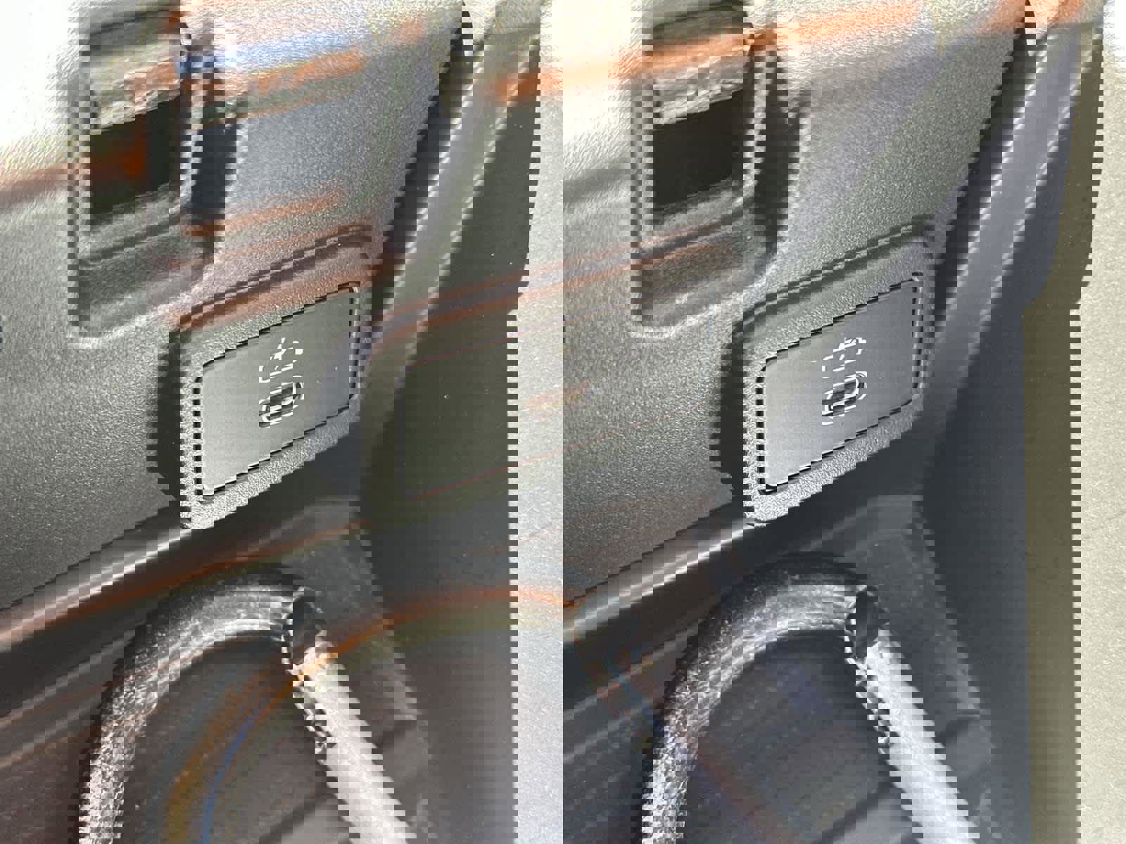 Used 2023 BMW 330e xDrive w/ Convenience Package image 29