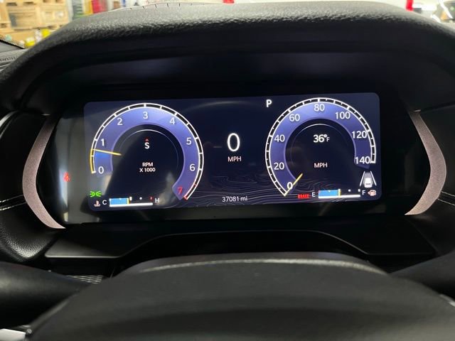 Used 2023 Jeep Grand Cherokee Altitude image 45