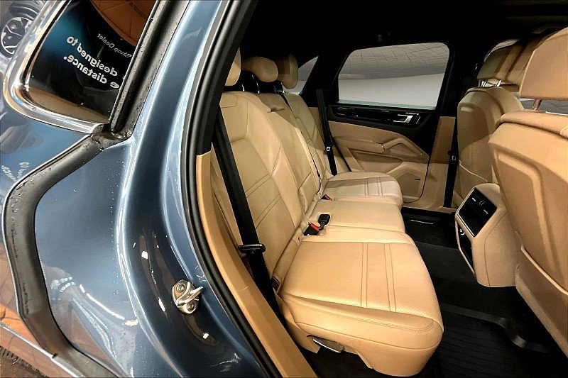 Used 2019 Porsche Cayenne AWD/4WD image 26