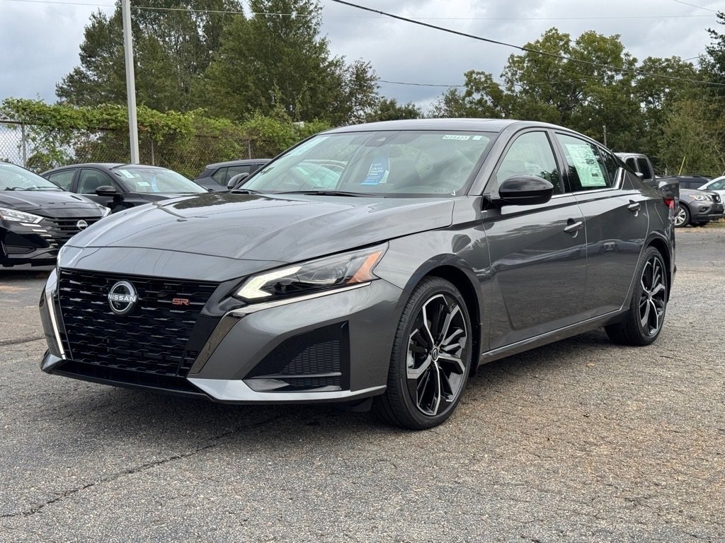 New 2025 Nissan Altima 2.5 SR w/ SR Premium Package image 7