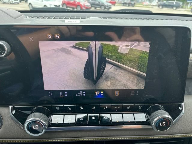 New 2026 Chevrolet Colorado ZR2 w/ Technology Package AWD/4WD image 33