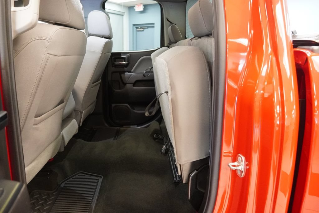 Used 2017 Chevrolet Silverado 1500 Custom w/ Custom Convenience Package AWD/4WD image 26