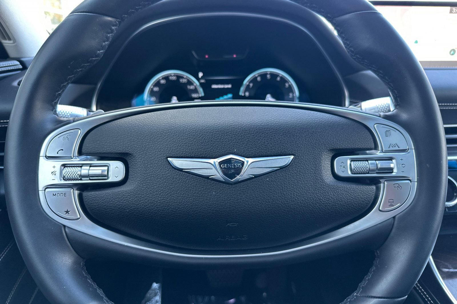 Used 2023 Genesis GV80 2.5T w/ Prestige 20" Package image 25