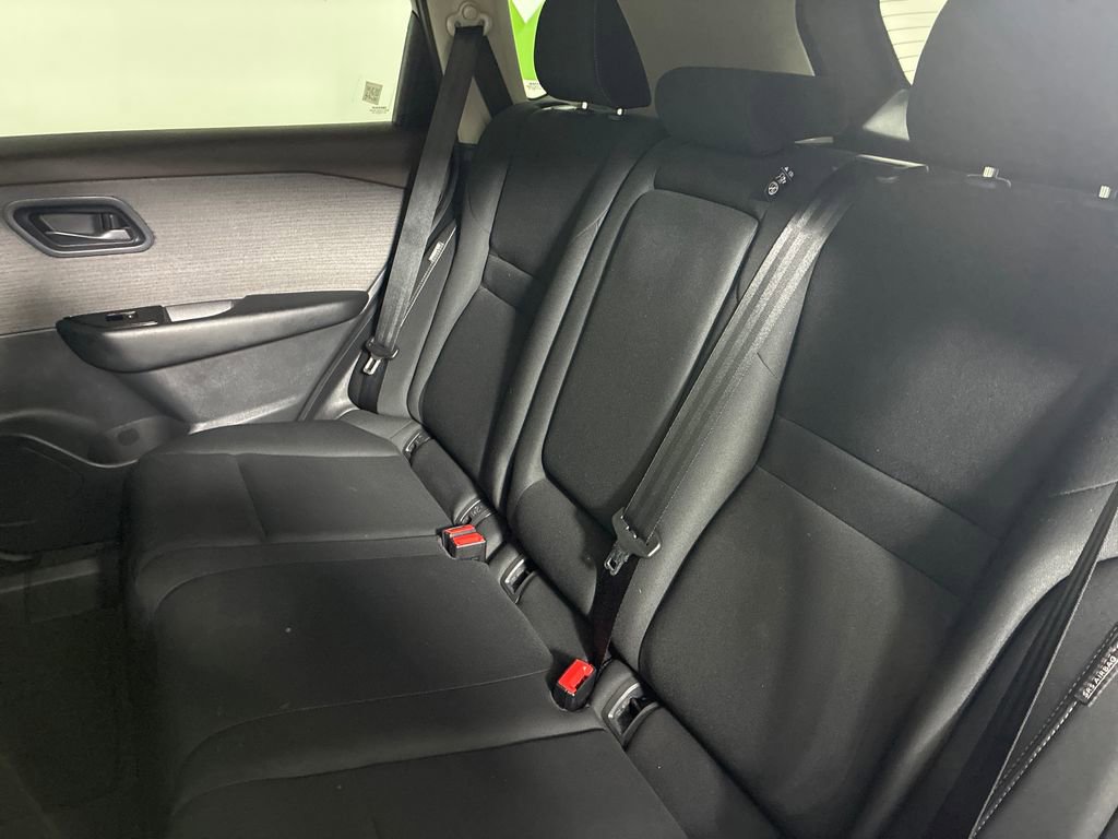 Used 2023 Nissan Rogue S AWD/4WD image 23