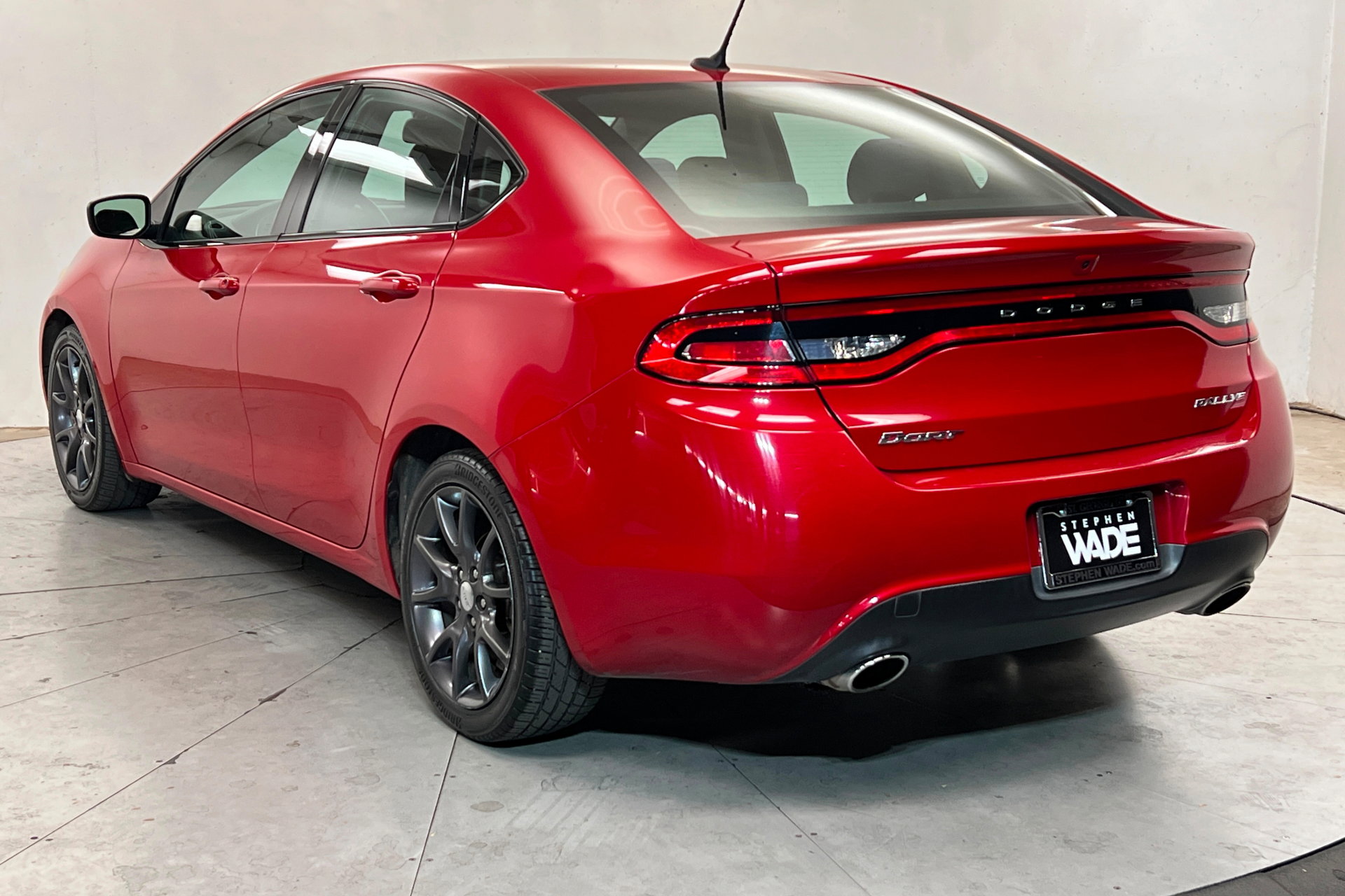 Used 2016 Dodge Dart SXT w/ Rallye Appearance Group FWD image 3