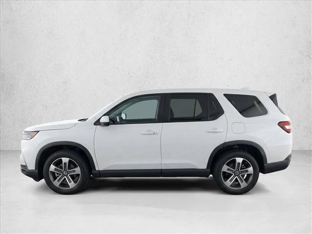 Used 2025 Honda Pilot EX-L image 4