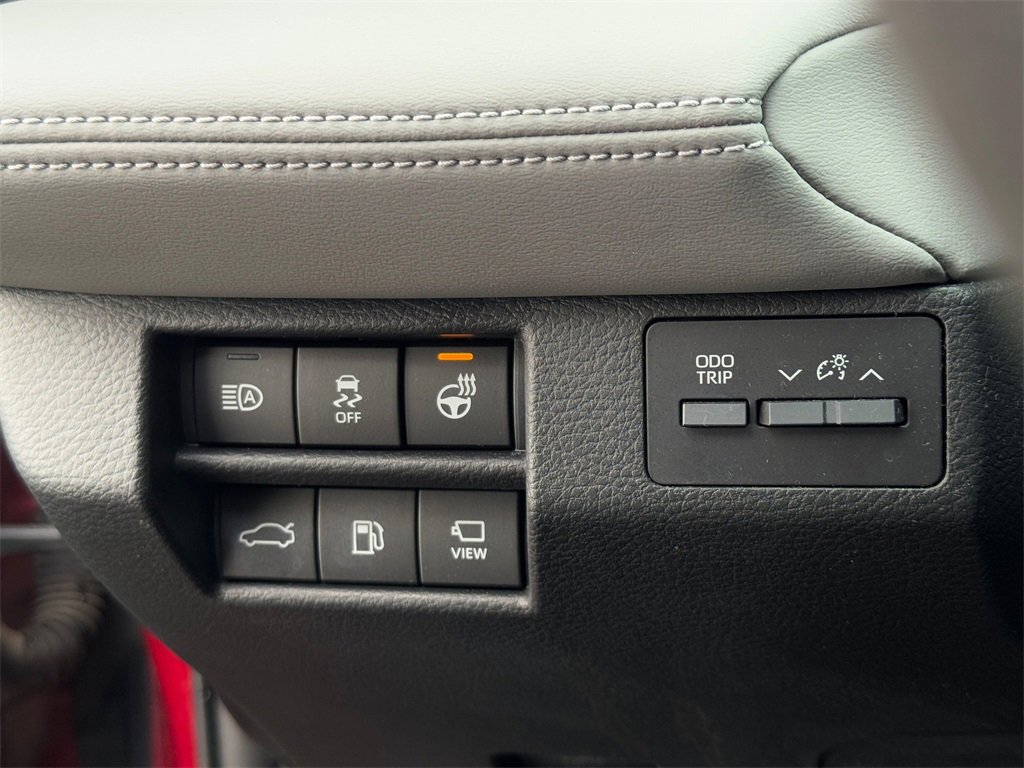 Certified 2019 Toyota Avalon Limited w/ Advanced Safety Package image 32