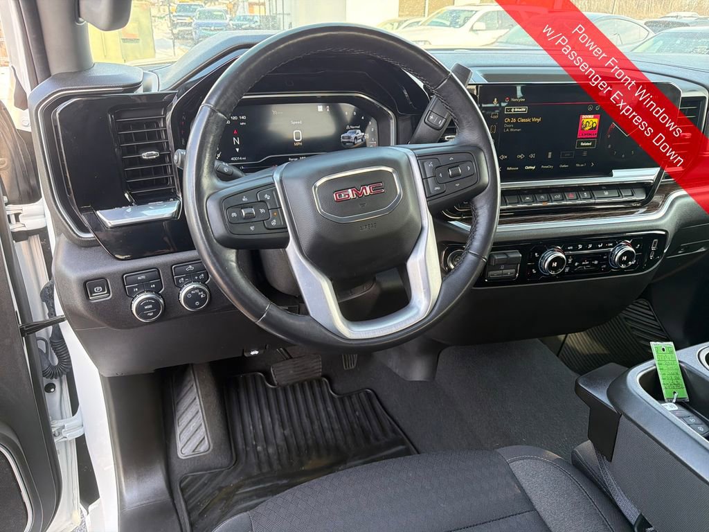 Used 2022 GMC Sierra 1500 SLE image 16