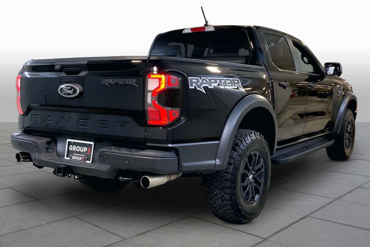 Used 2025 Ford Ranger Raptor AWD/4WD image 12