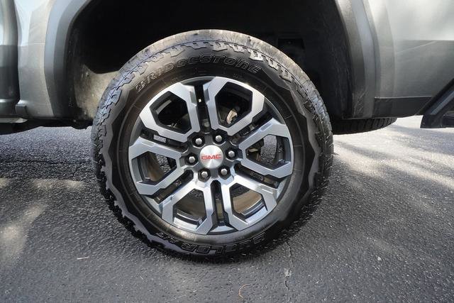 Used 2024 GMC Canyon AT4 w/ Technology Package image 38