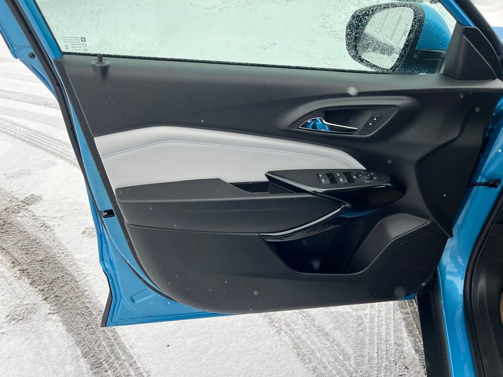 New 2026 Chevrolet Trax LT w/ LT Convenience Package image 9
