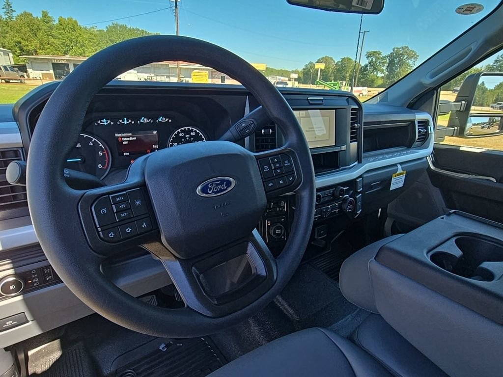 New 2026 Ford F350 XL w/ XL Chrome Package image 13
