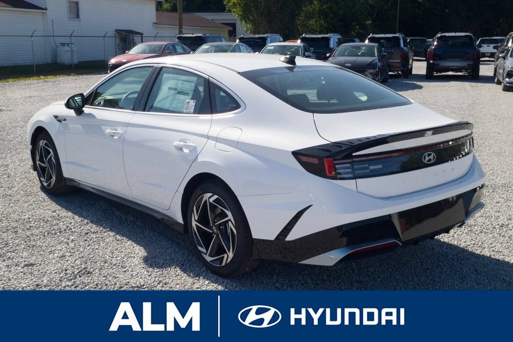 New 2026 Hyundai Sonata SEL FWD image 9