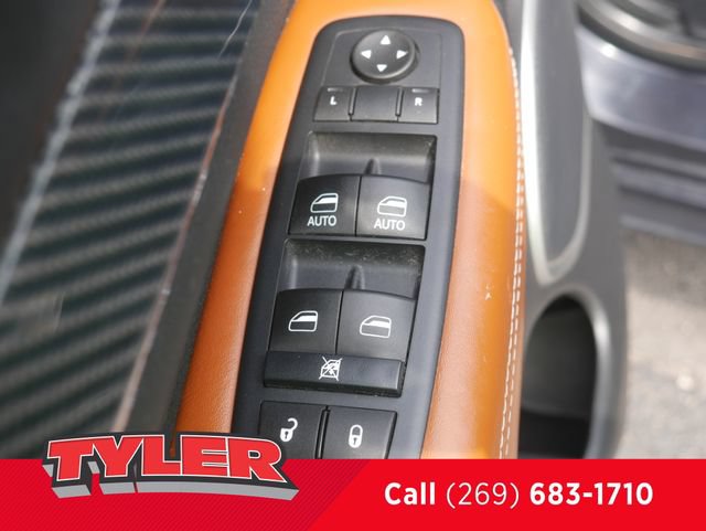 Used 2016 Jeep Grand Cherokee SRT AWD/4WD image 22