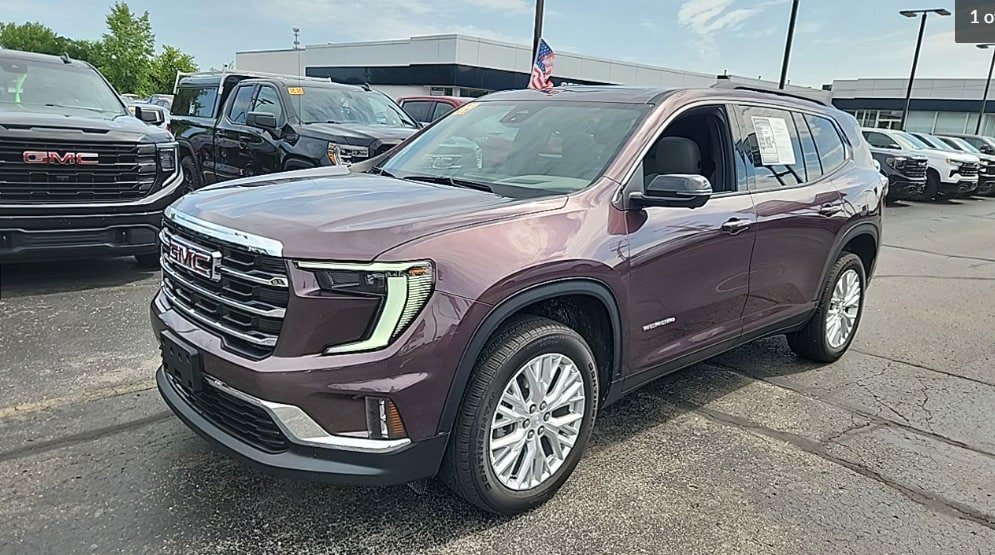 Used 2024 GMC Acadia Elevation w/ Luxury Package