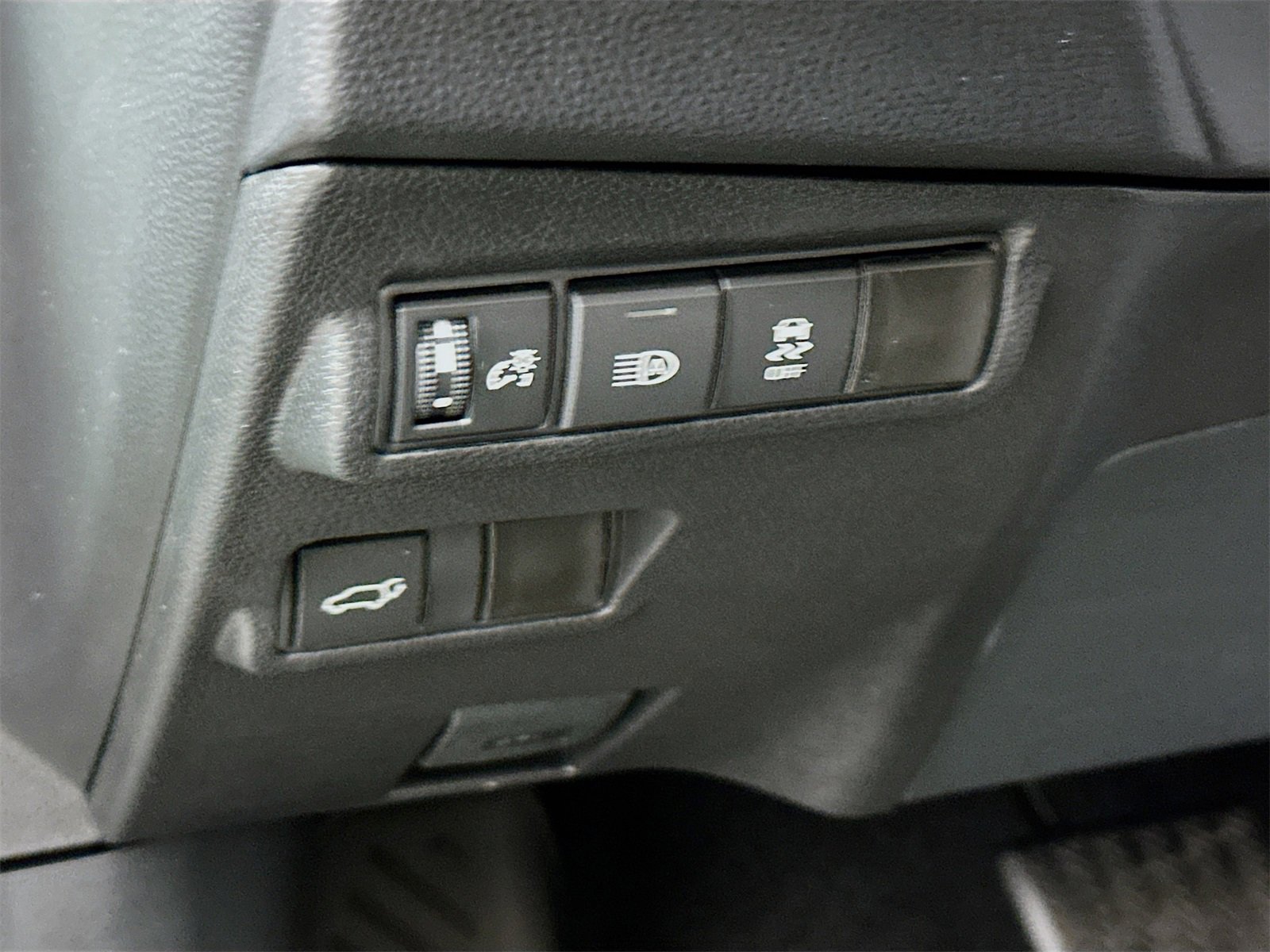 New 2026 Toyota Corolla Cross XLE image 10