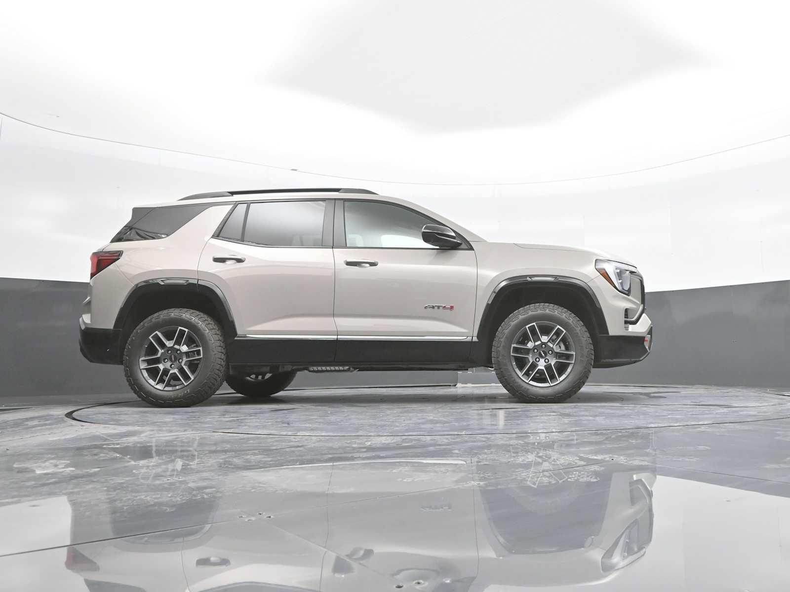 New 2026 GMC Terrain AT4 w/ Technology Package II AWD/4WD image 40
