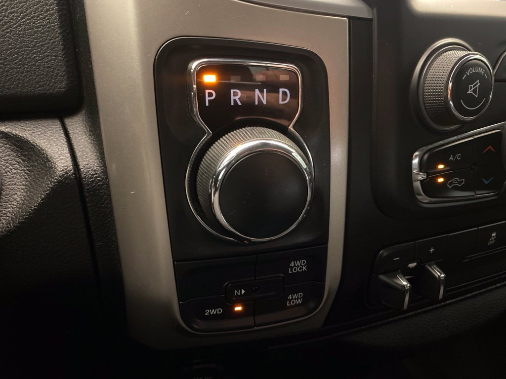 Used 2020 RAM 1500 Classic SLT AWD/4WD image 22