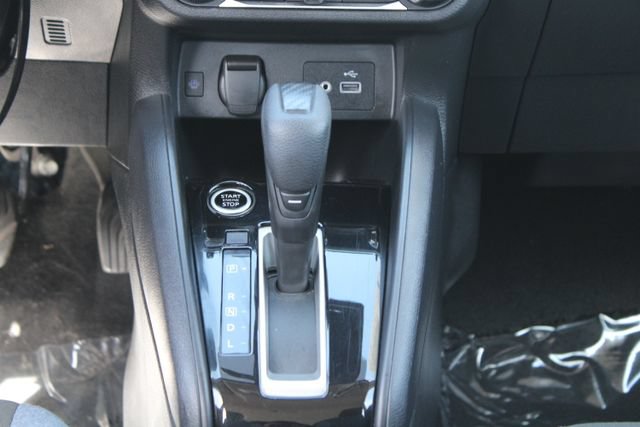 Used 2024 Nissan Versa SV FWD image 18